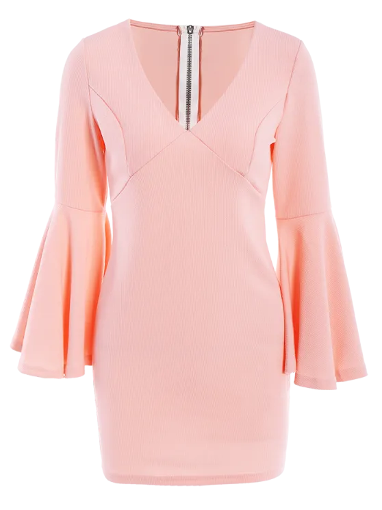 BerryBetty - Gorgeous Belled Sleeve Mini Bodycon Dress