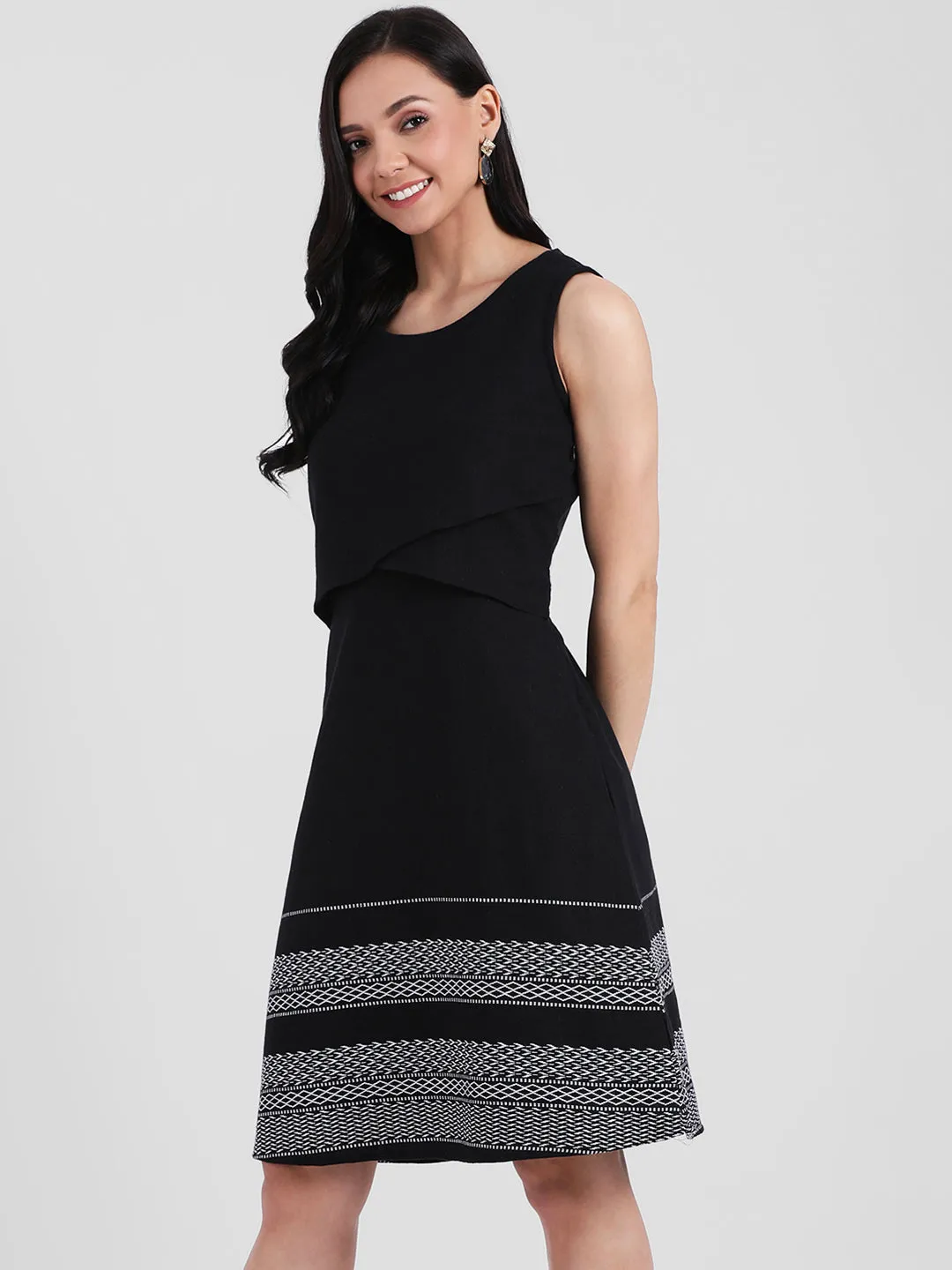 Black Solid Sheath Dress