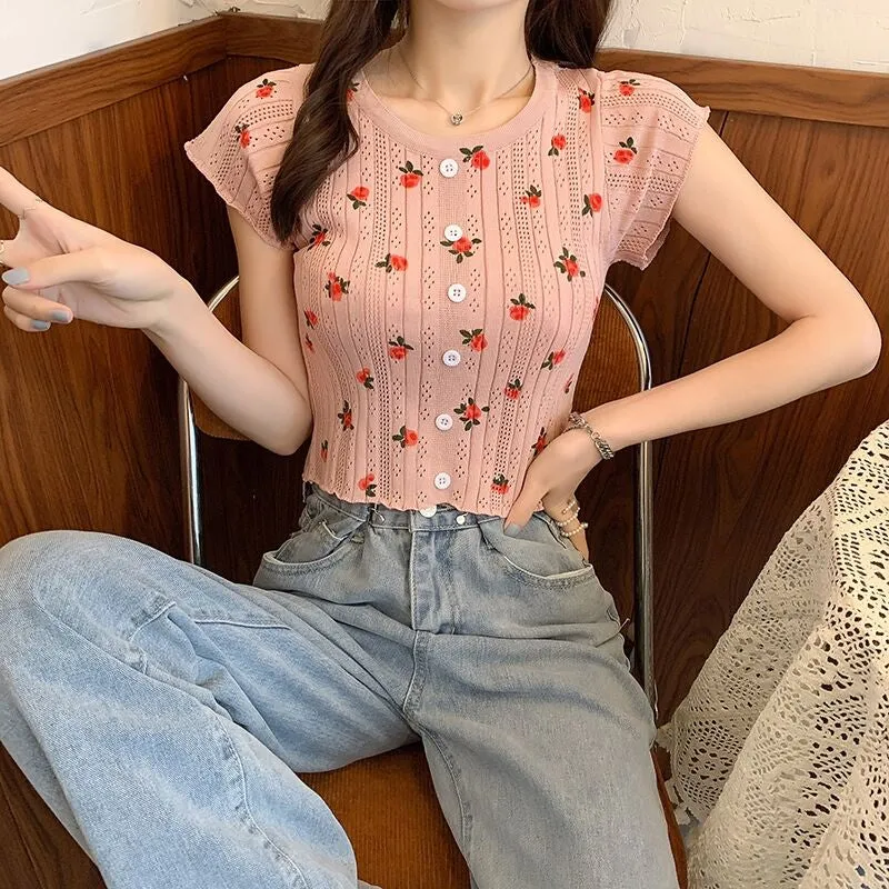 Floral Pattern Knitted Crop Tops