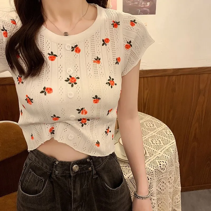 Floral Pattern Knitted Crop Tops
