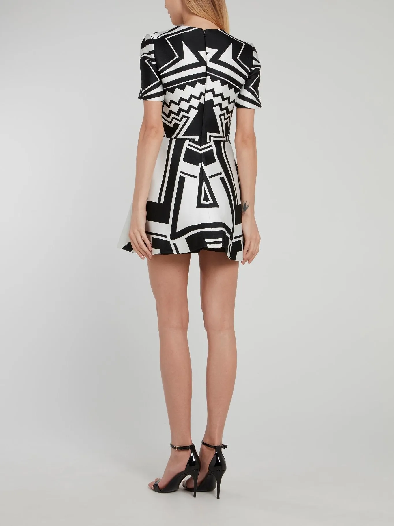 Geometric Short Sleeve Sheath Dress