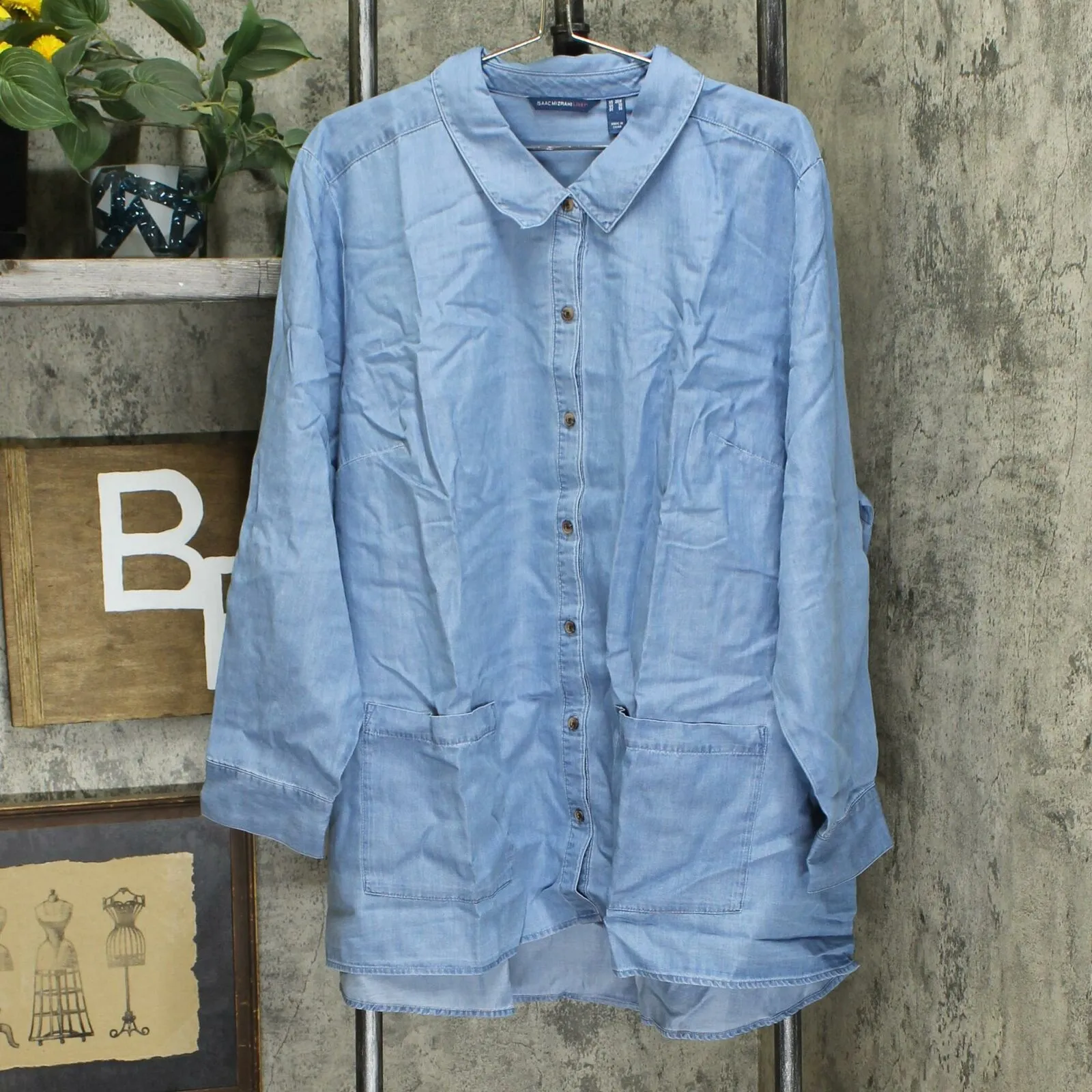 Isaac Mizrahi Live! Plus Size TRUE DENIM Button Front Shirt Light Indigo 26W