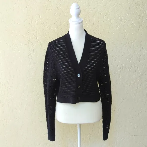LIKE NEW Aritzia Babaton Black Visitor V Neck Button Cardigan Size Medium