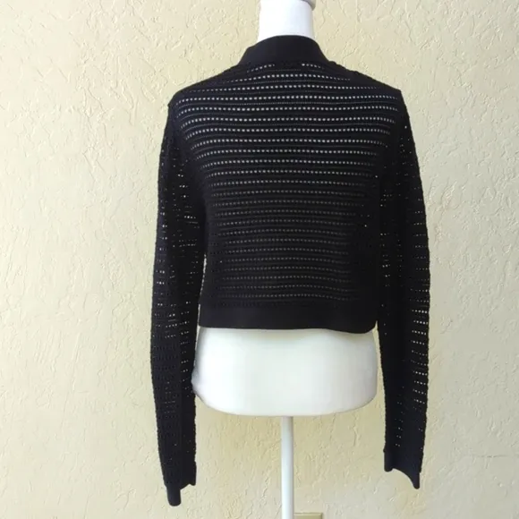 LIKE NEW Aritzia Babaton Black Visitor V Neck Button Cardigan Size Medium