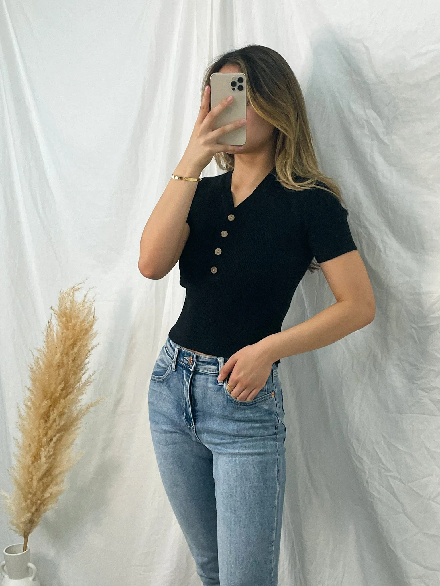 MACY KNIT TEE - BLACK