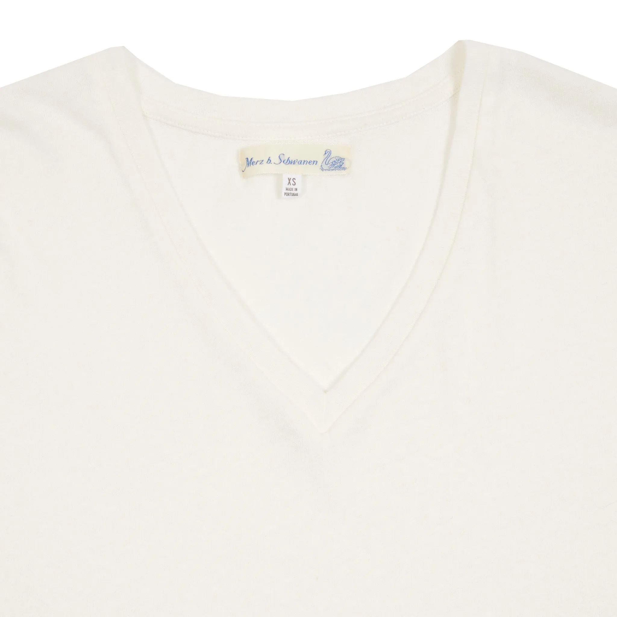 Merz b Schwanen Women's Cotton/Linen V-neck T-shirt in White