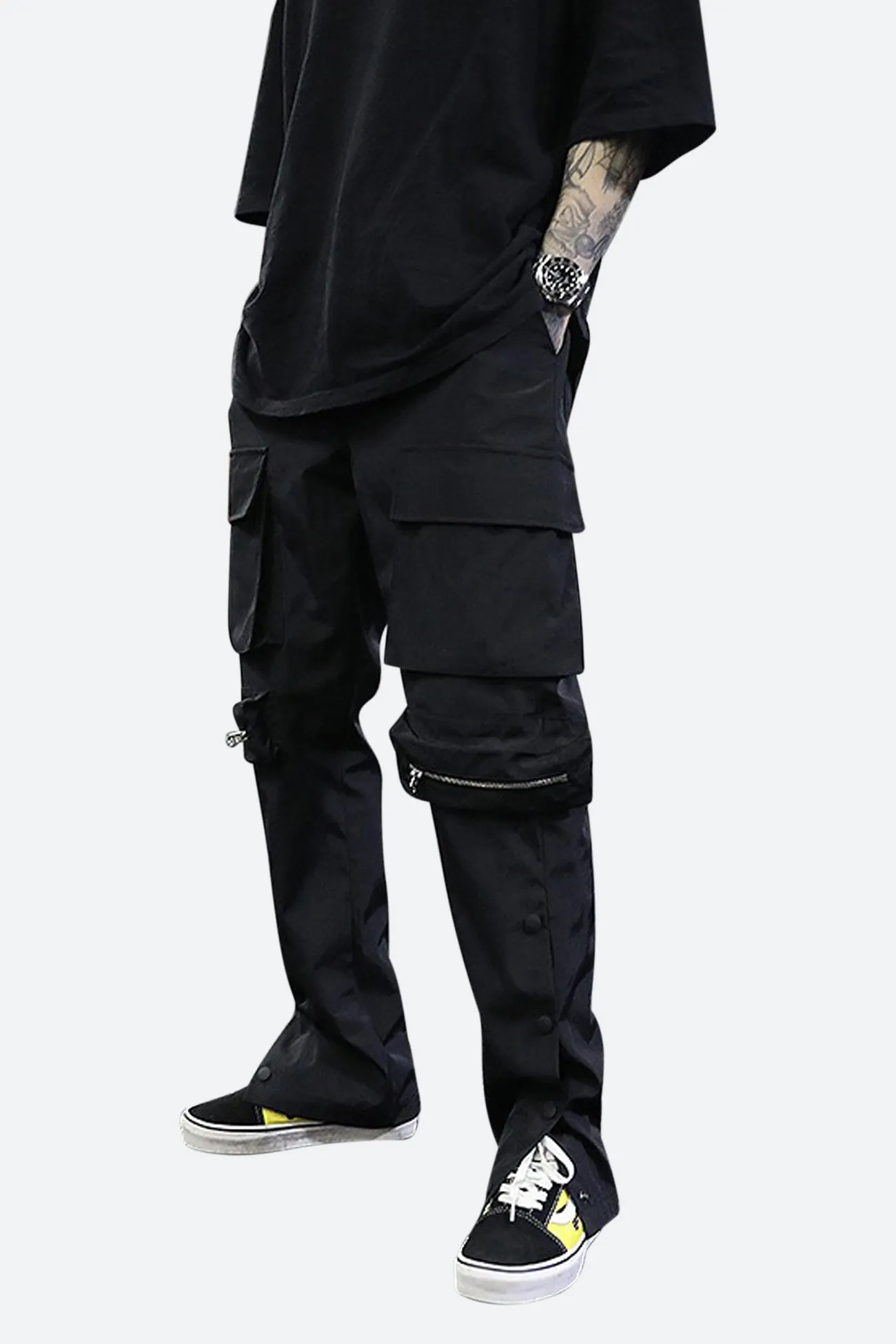 OFFICER CARGOS