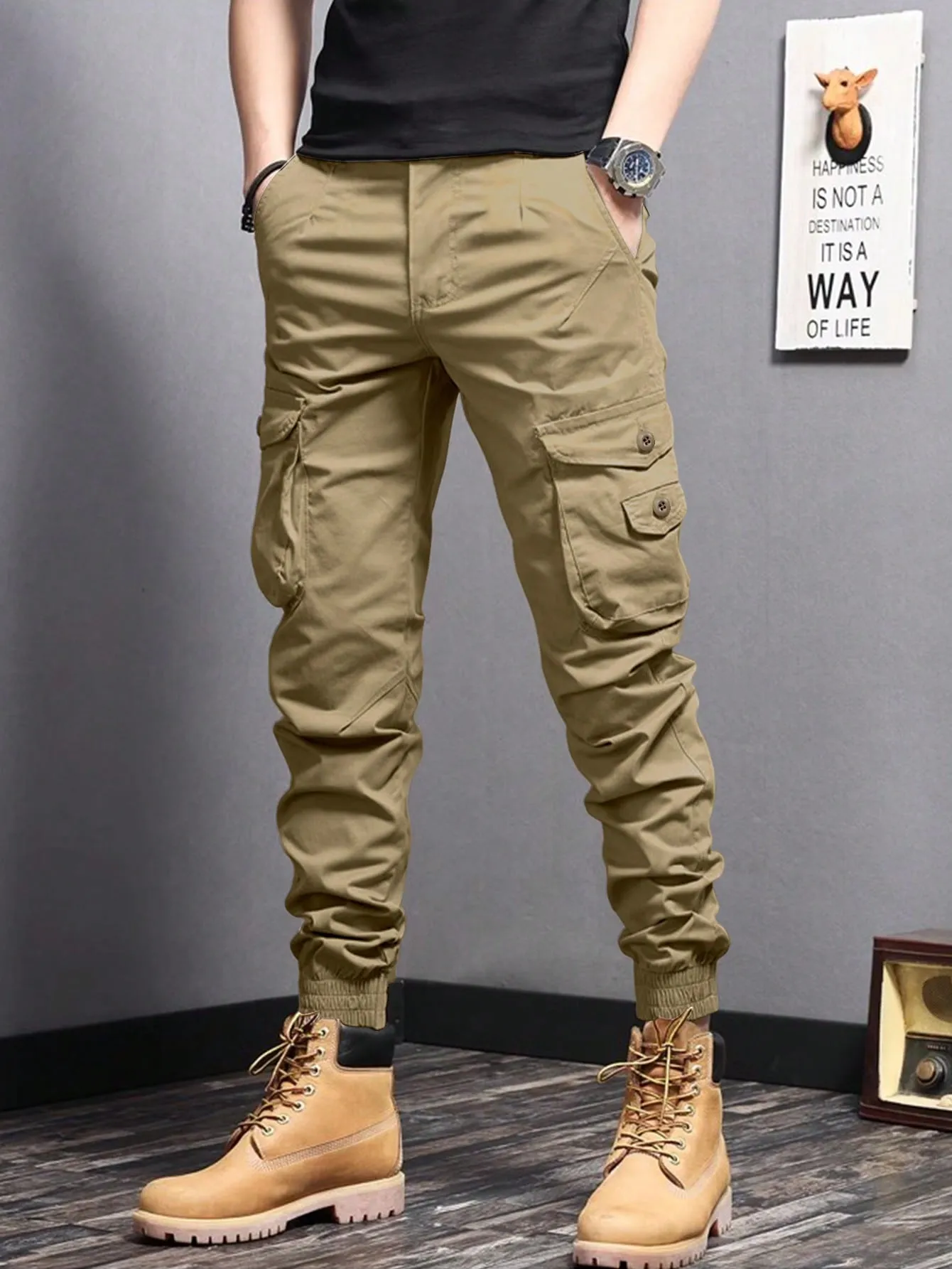 QA EMRG Men's Pleated Cargo Pants