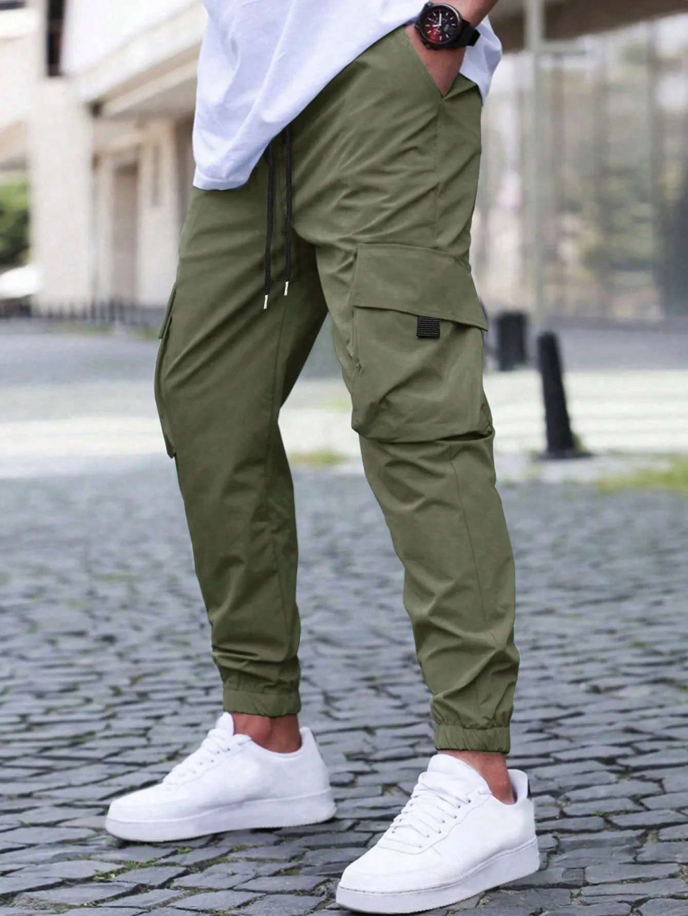 QA Homme Loose Fit Men's Cargo Pants With Flap Pockets And Drawstring Waist