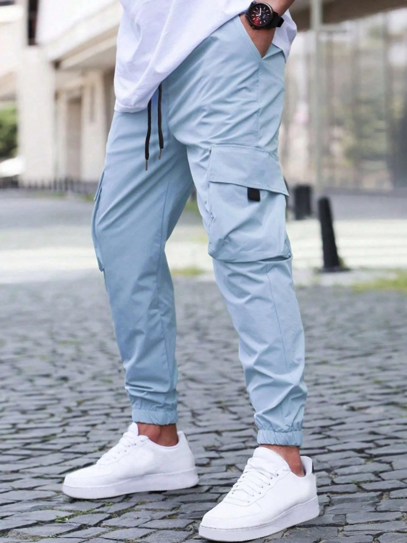 QA Homme Loose Fit Men's Cargo Pants With Flap Pockets And Drawstring Waist