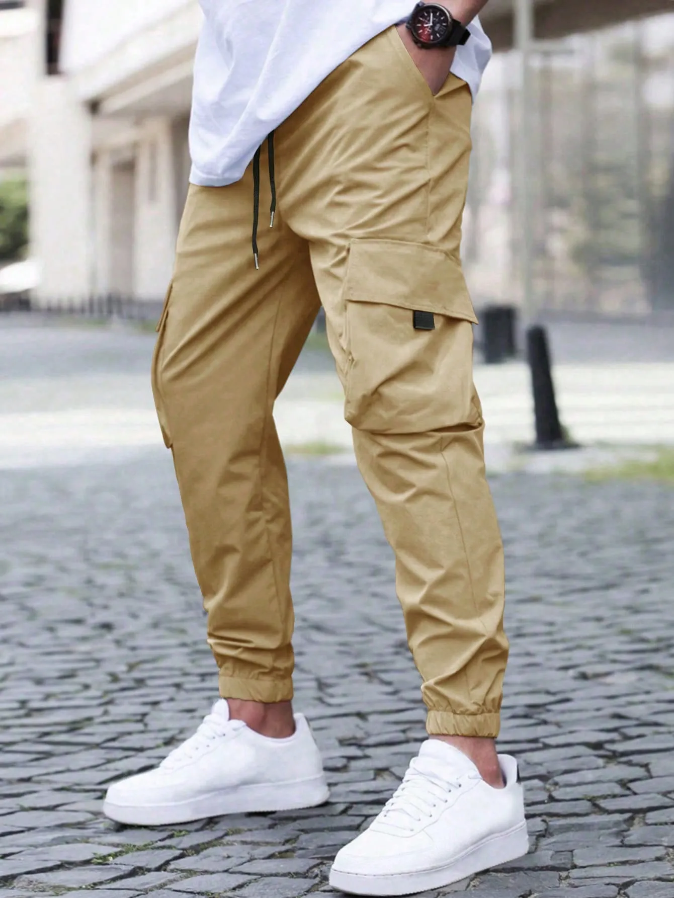 QA Homme Loose Fit Men's Cargo Pants With Flap Pockets And Drawstring Waist