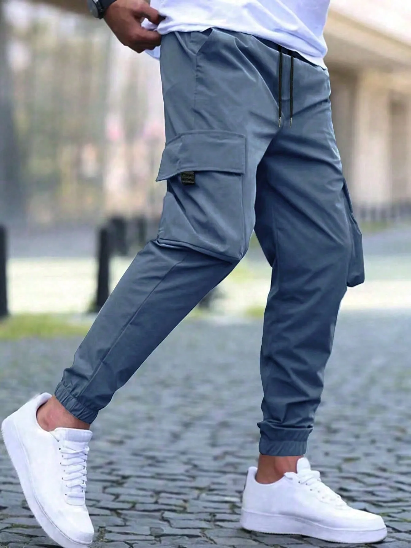 QA Homme Loose Fit Men's Cargo Pants With Flap Pockets And Drawstring Waist
