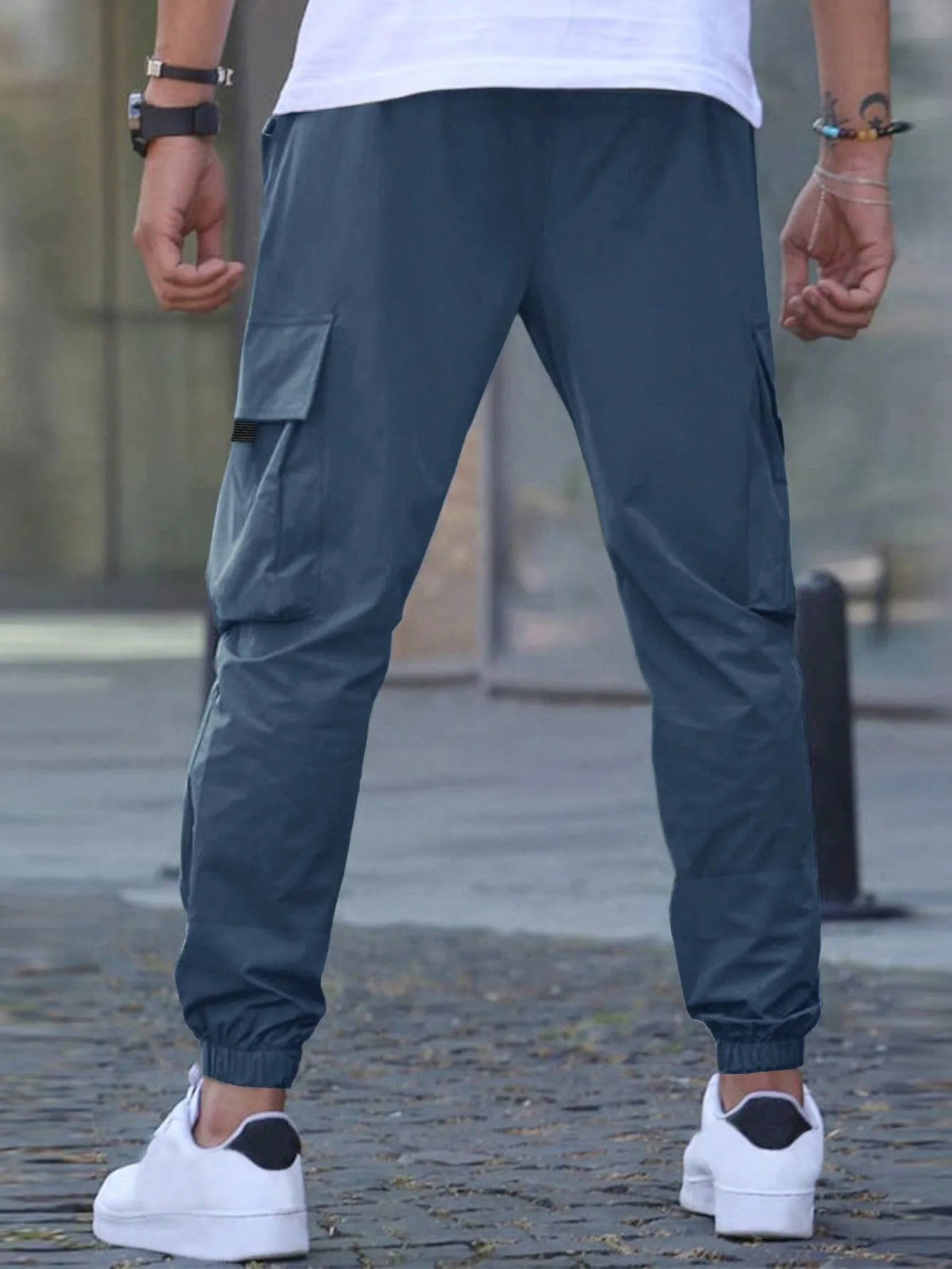 QA Homme Loose Fit Men's Cargo Pants With Flap Pockets And Drawstring Waist