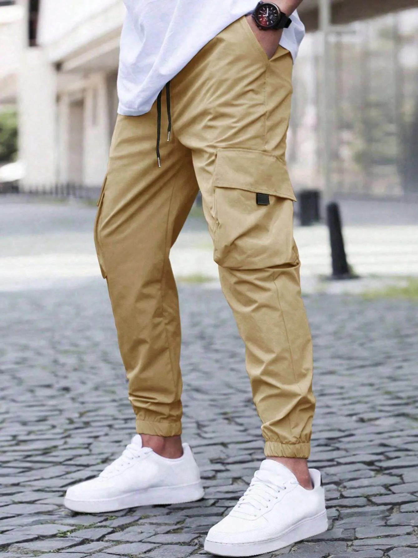 QA Homme Loose Fit Men's Cargo Pants With Flap Pockets And Drawstring Waist