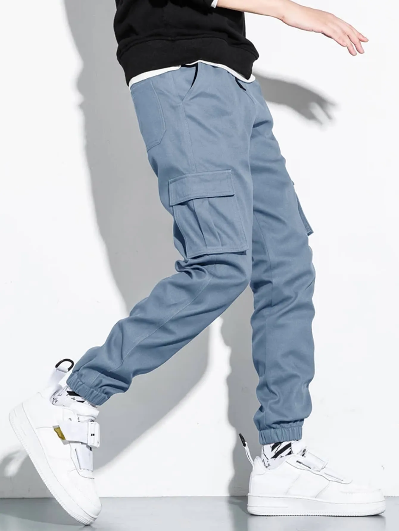 QA Hypemode Men Flap Pocket Cargo Trousers