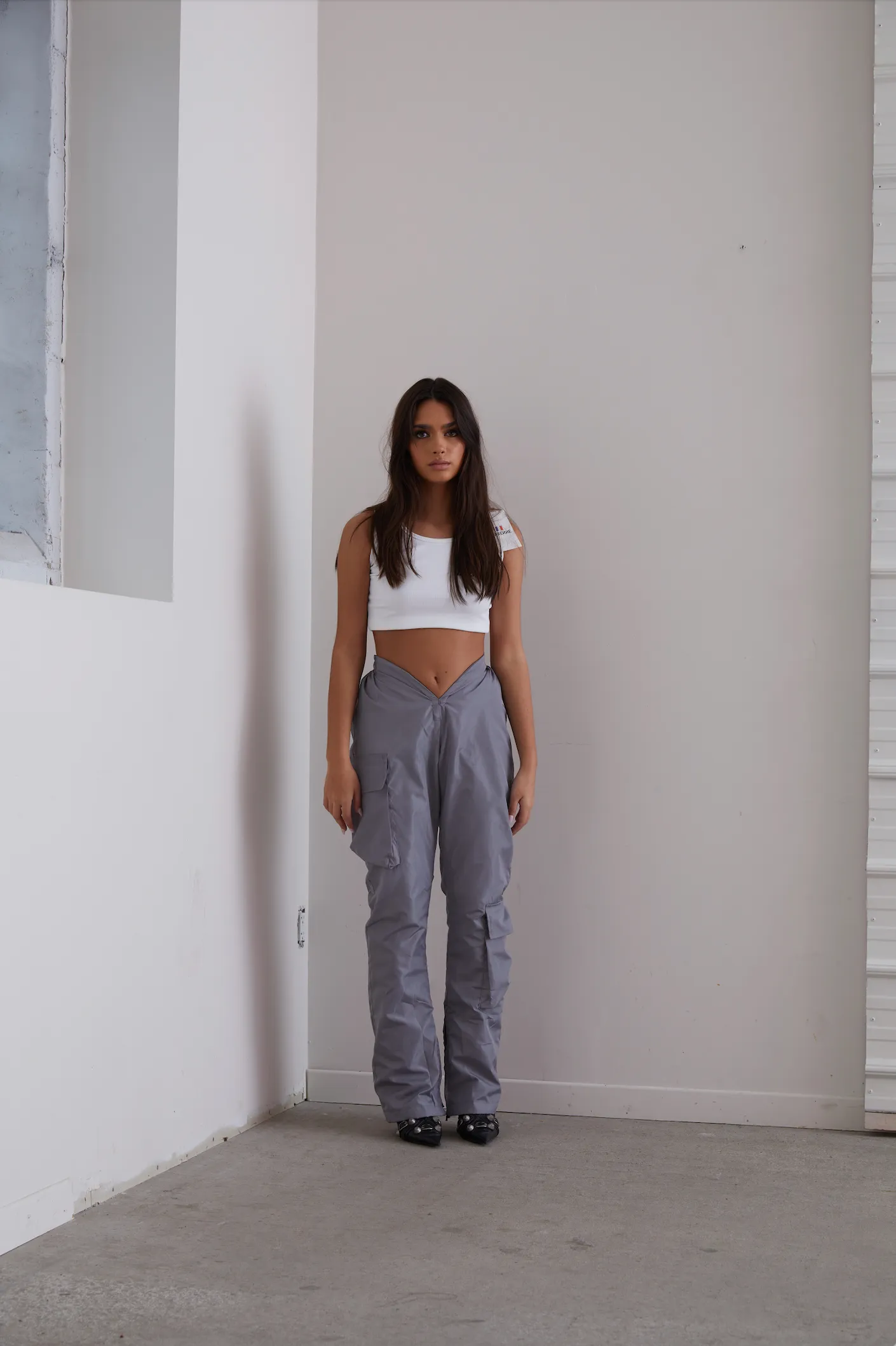 V Cut Cargo Slush Stone