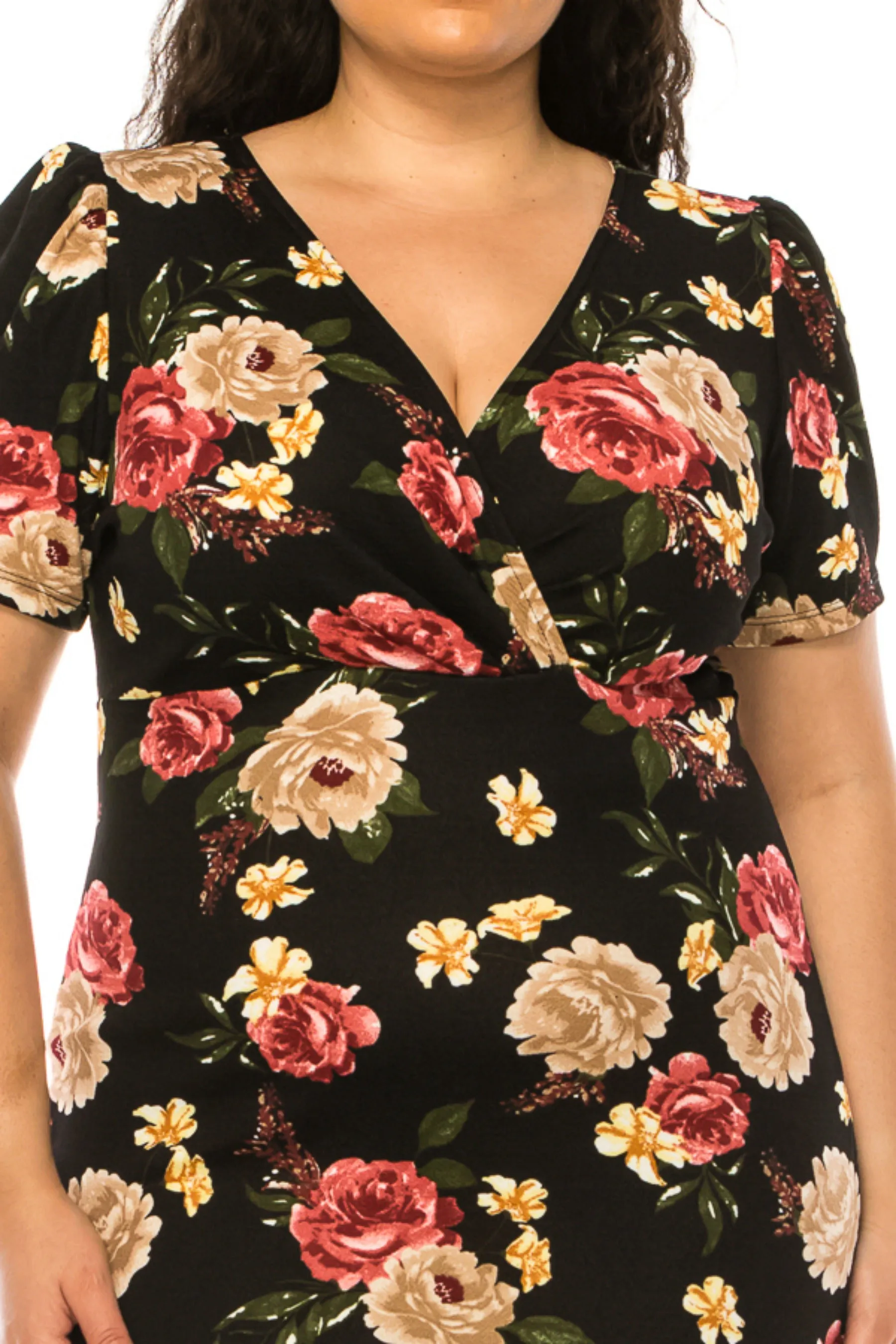 Women's Plus Size Floral Sheath Dress with Deep V-Neckline and Puff Sleeves